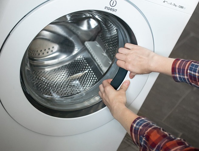 Не открывается дверца стиральной машины