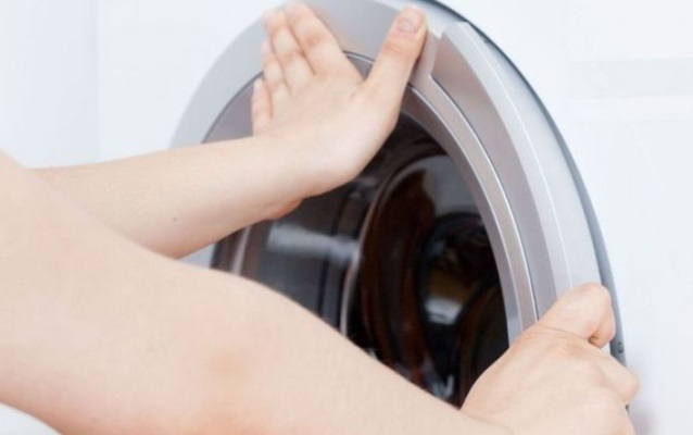 Стиральная машина не закрывается | вызвать мастера на дом недорого - 6 : bystromaster.com.ua Не закрывается дверца стиральной машины