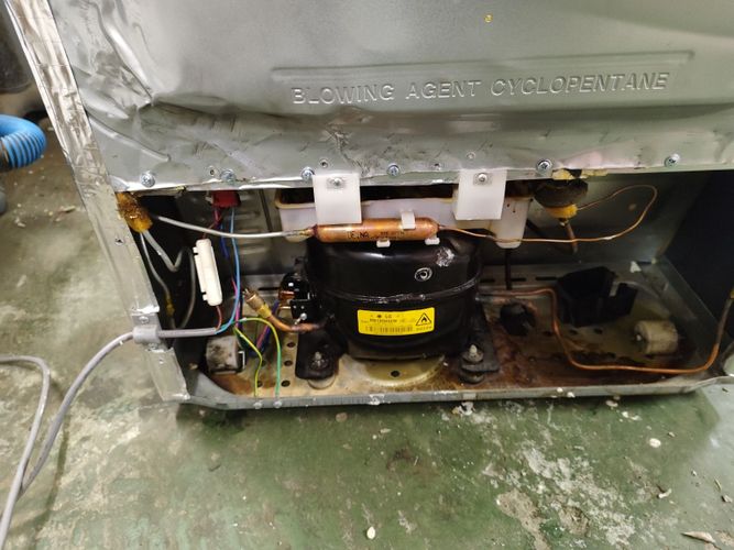 Діагностика витоку фреону в холодильнику Норд