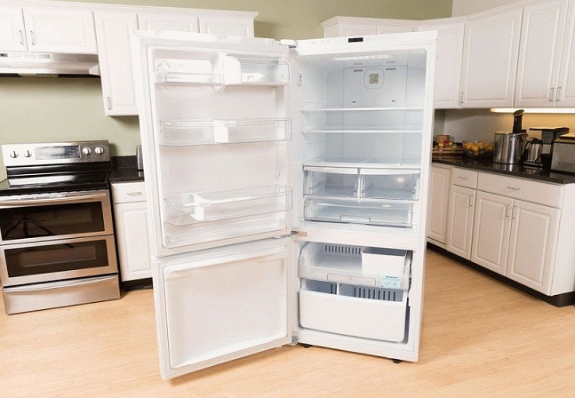 Відкритий холодильник Норд, що не працює